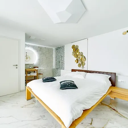 Apartment Gallery Luxury & Split