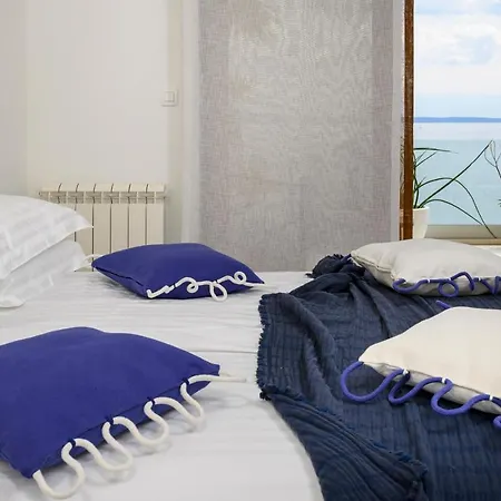 Gallery Luxury & Apartment *