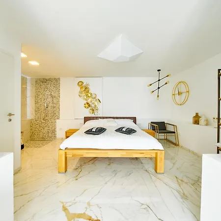 Gallery Luxury & * Спліт